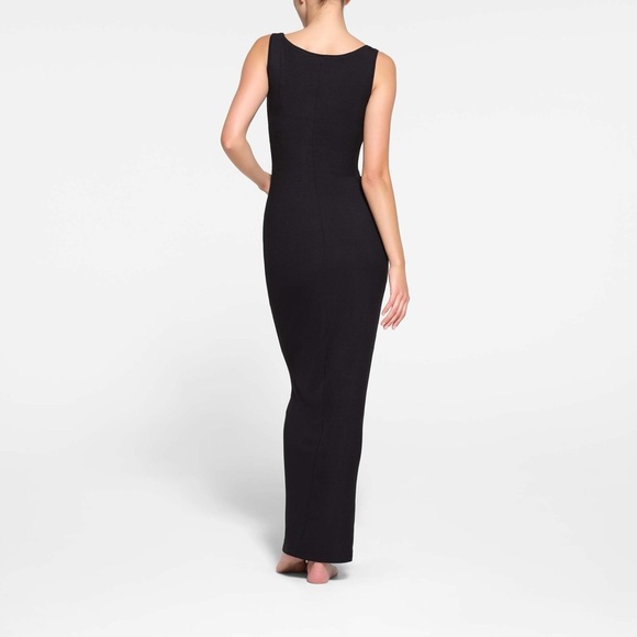 SKIMS Soft Lounge Lace Long Dress with Bralette - Picture 3 of 7